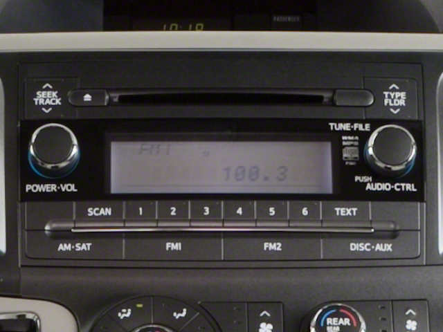 2013 Toyota Sienna LE