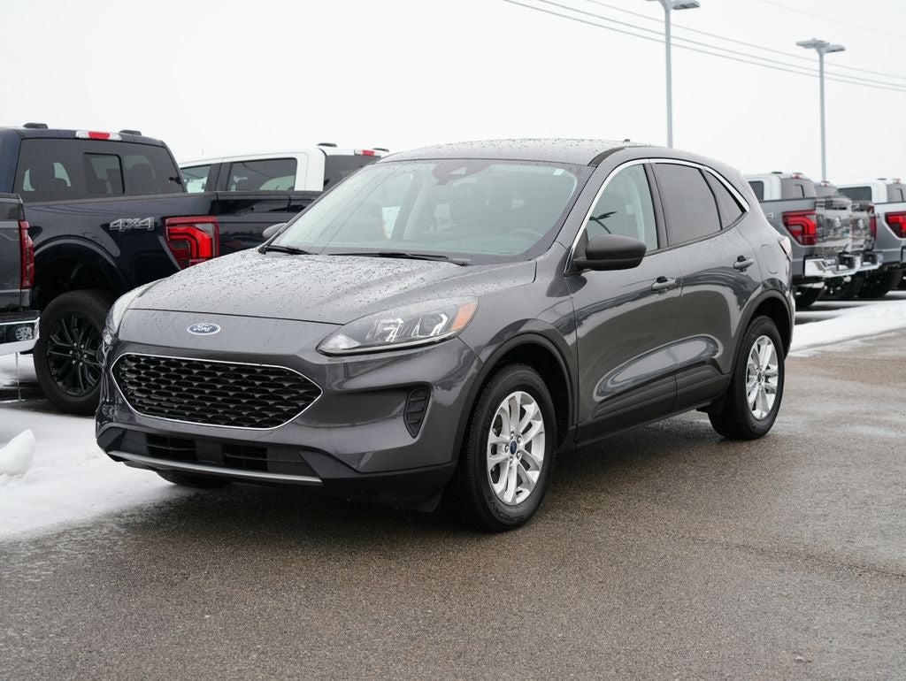 2022 Ford Escape Hybrid SE