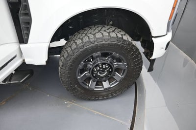 2023 Ford F-350SD Lariat