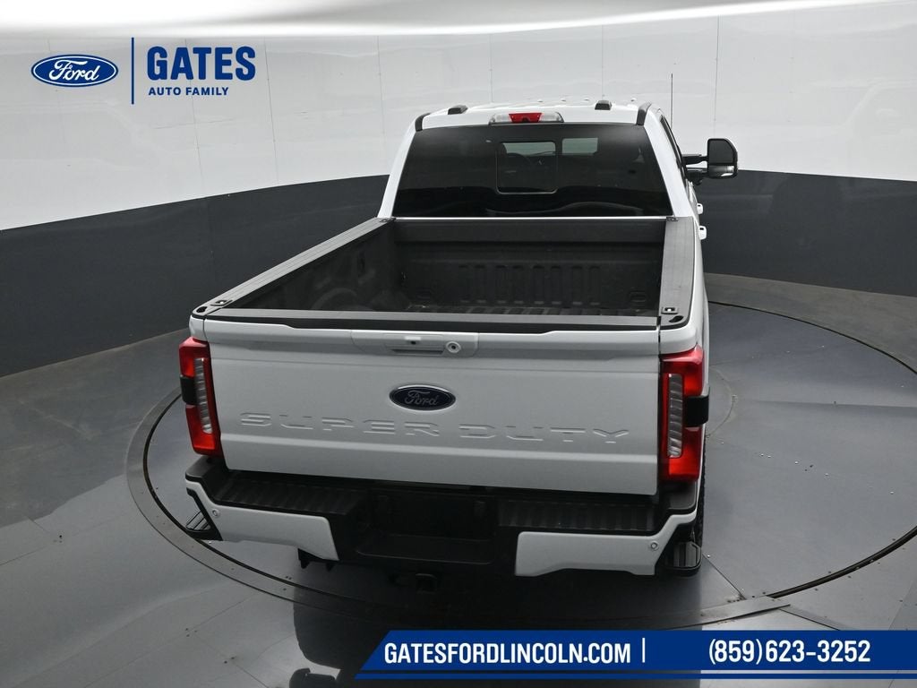 2023 Ford F-350SD Lariat