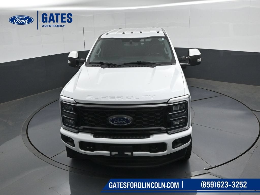 2023 Ford F-350SD Lariat