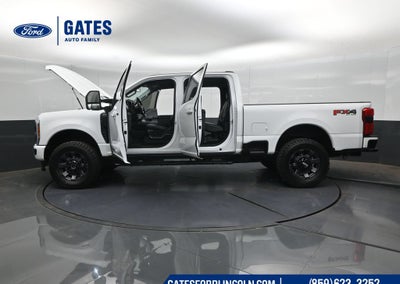 2023 Ford F-350SD Lariat