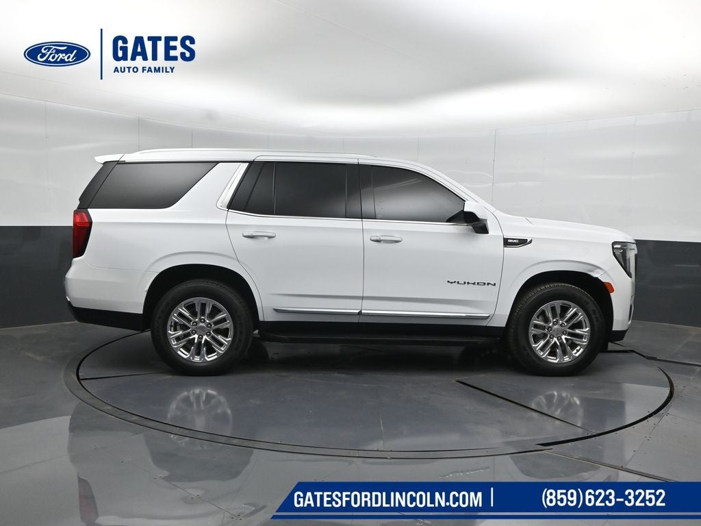 2023 GMC Yukon SLT