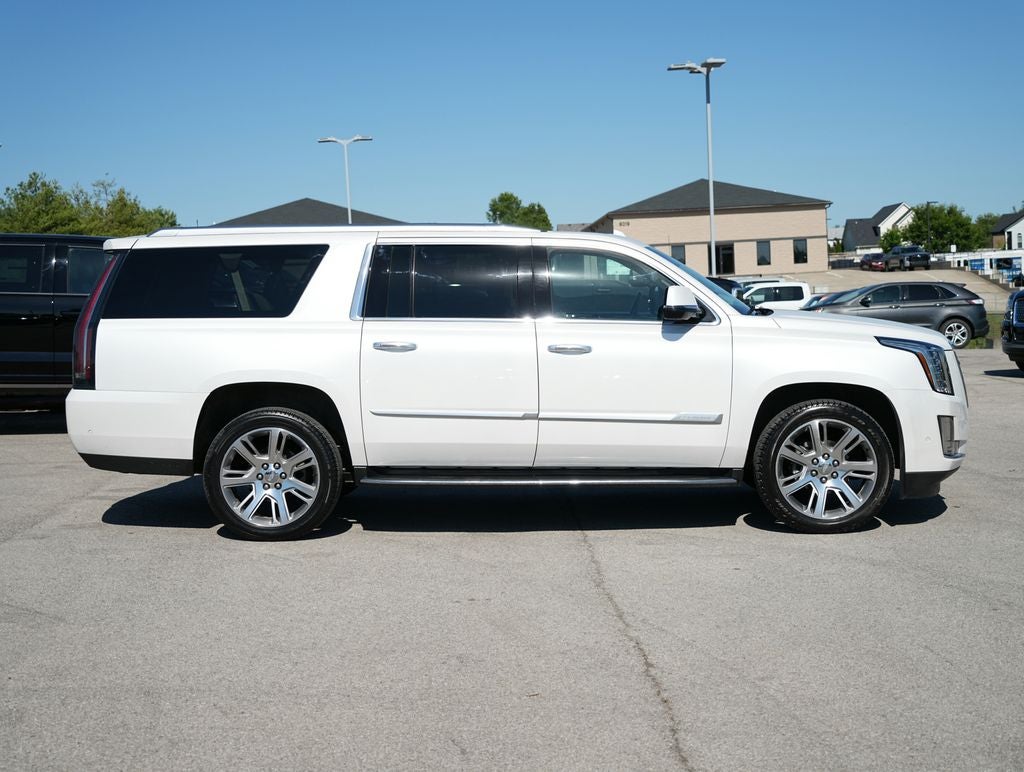2019 Cadillac Escalade ESV Luxury