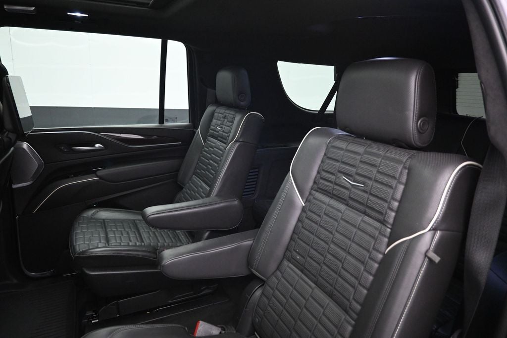 2022 Cadillac Escalade ESV Sport Platinum