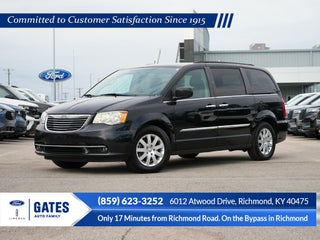 2016 Chrysler Town &amp; Country Touring