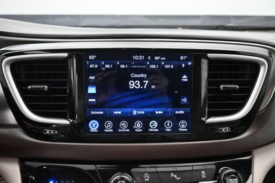 2017 Chrysler Pacifica Touring L