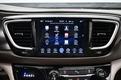 2017 Chrysler Pacifica Touring L