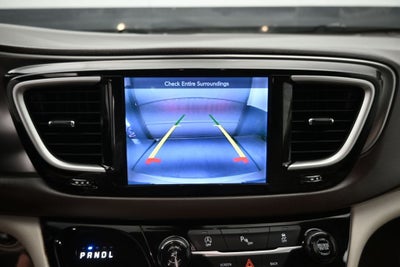 2017 Chrysler Pacifica Touring L