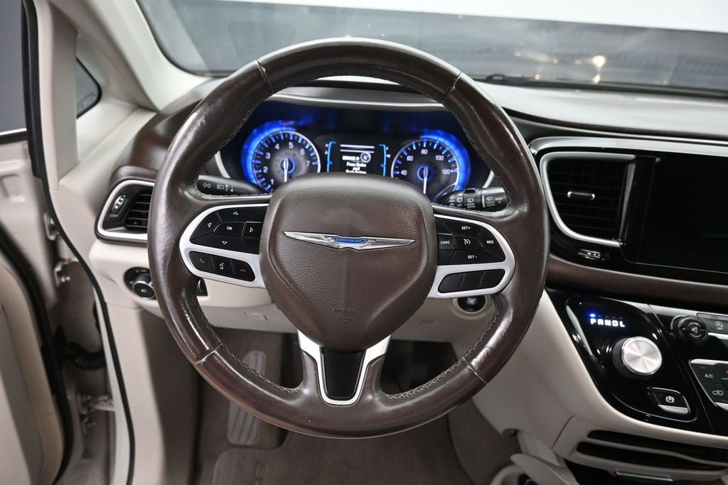 2017 Chrysler Pacifica Touring L