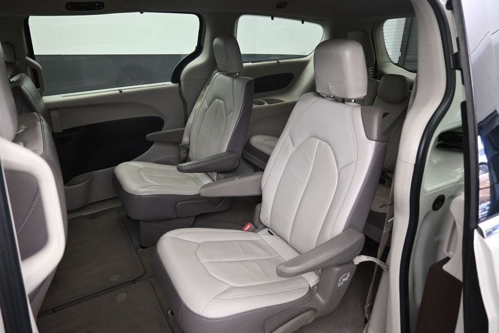 2017 Chrysler Pacifica Touring L