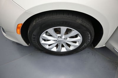 2017 Chrysler Pacifica Touring L