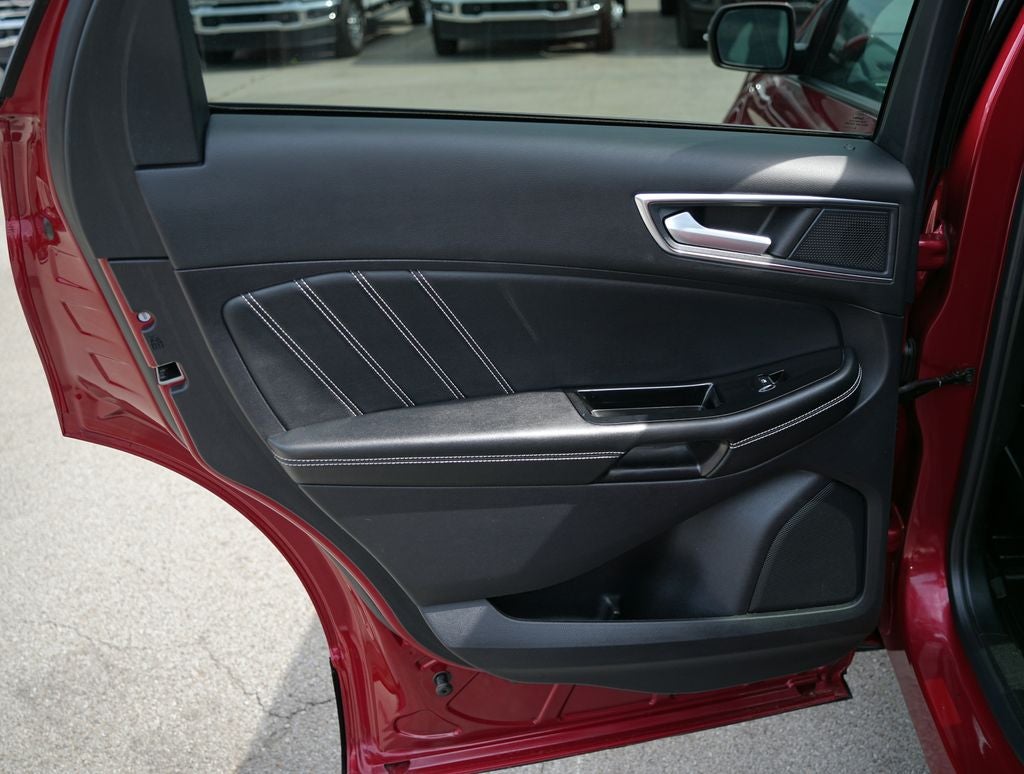 2020 Ford Edge ST