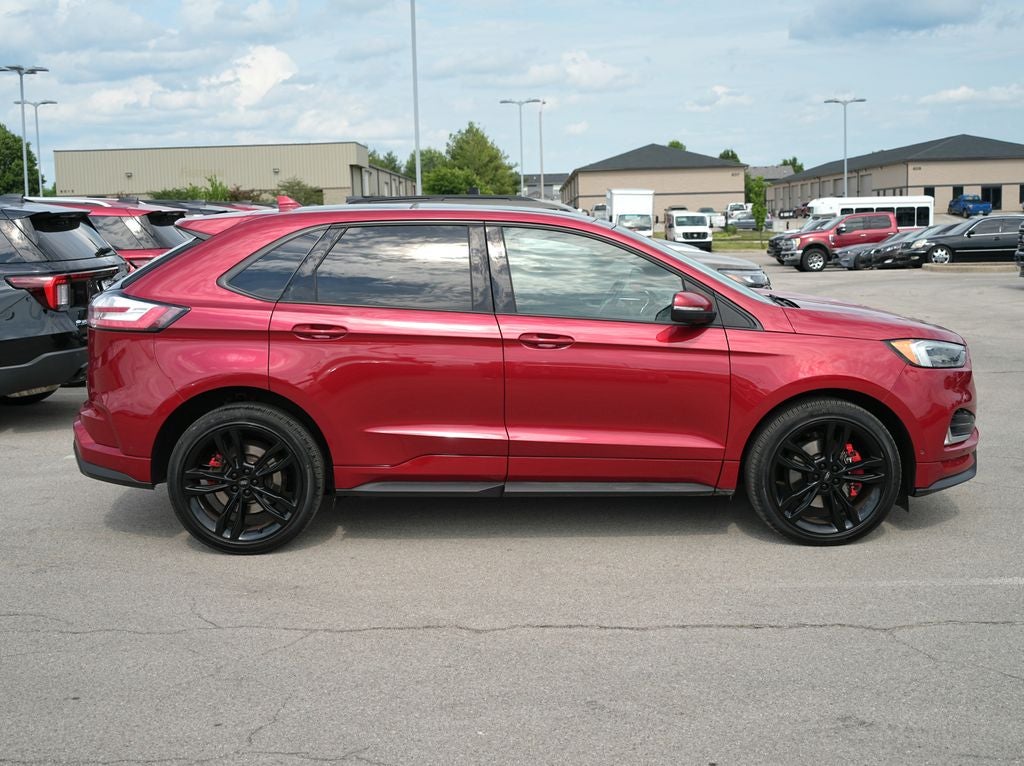 2020 Ford Edge ST