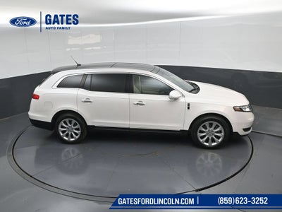 2017 Lincoln MKT Base