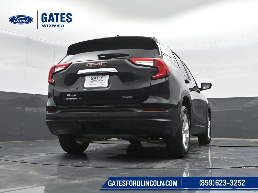 2022 GMC Terrain SLE