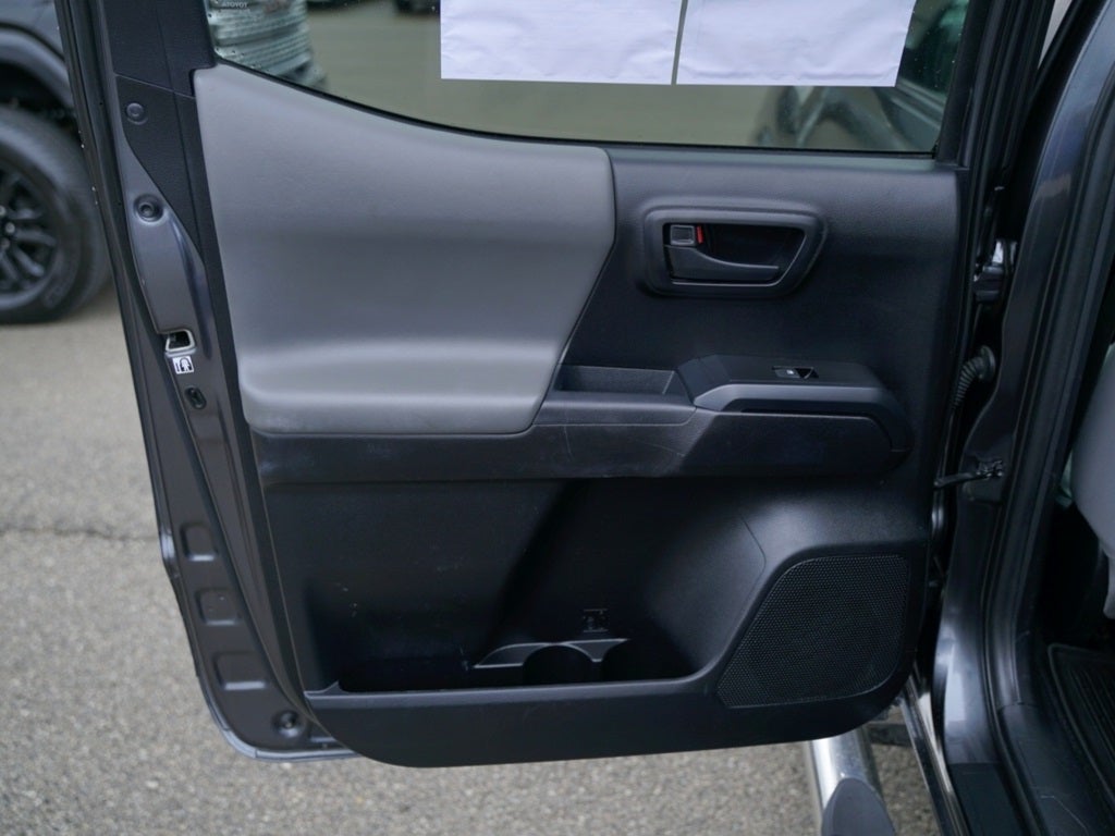 2019 Toyota Tacoma SR V6