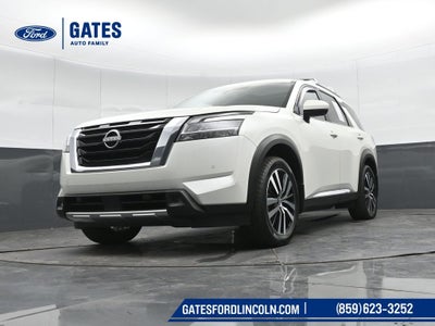 2023 Nissan Pathfinder Platinum