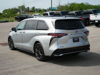 2021 Toyota Sienna XSE 7 Passenger