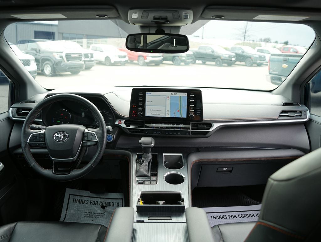 2022 Toyota Sienna XSE 7 Passenger