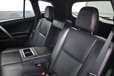 2018 Toyota RAV4 Hybrid SE