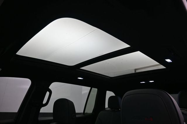 2024 GMC Acadia AT4