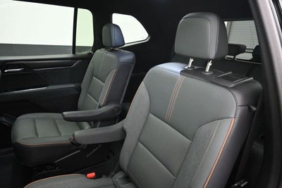 2024 GMC Acadia AT4