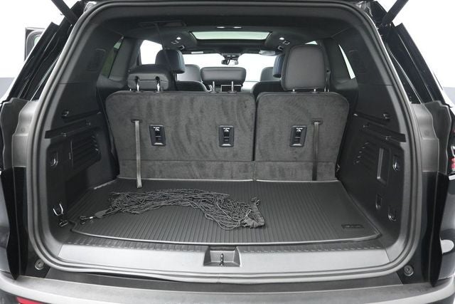 2024 GMC Acadia AT4