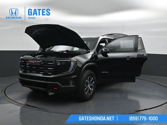 2024 GMC Acadia AT4