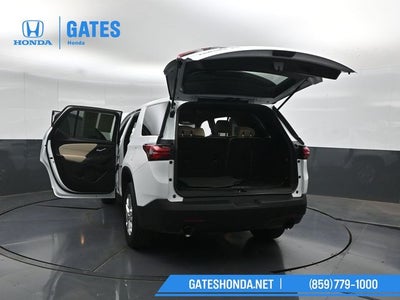 2023 Chevrolet Traverse LS w/1FL