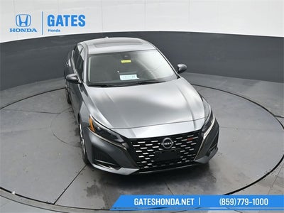 2023 Nissan Altima 2.0 SR