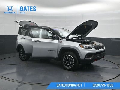 2024 Jeep Compass Trailhawk