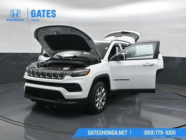 2022 Jeep Compass Latitude Lux