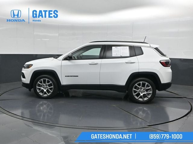 2022 Jeep Compass Latitude Lux