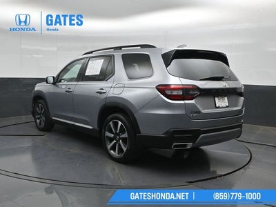 2023 Honda Pilot Touring