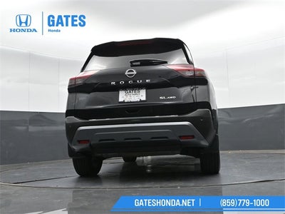 2022 Nissan Rogue SL