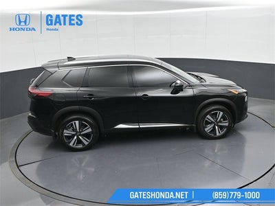 2022 Nissan Rogue SL