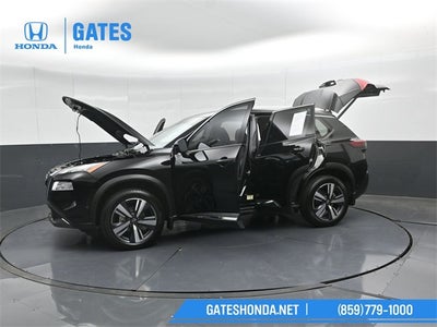 2022 Nissan Rogue SL