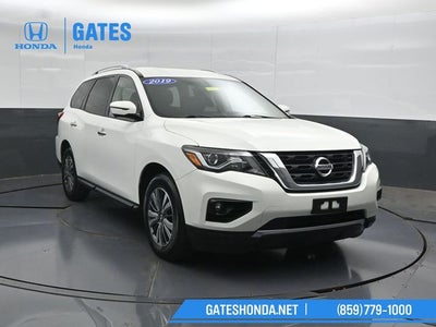 2019 Nissan Pathfinder SL