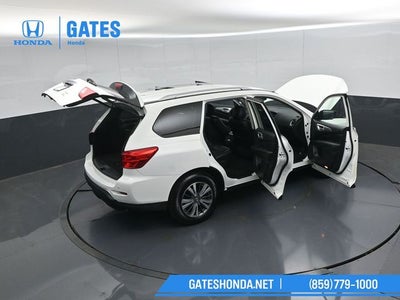 2019 Nissan Pathfinder SL
