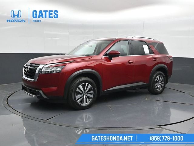 2023 Nissan Pathfinder SL