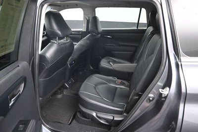 2020 Toyota Highlander Hybrid XLE