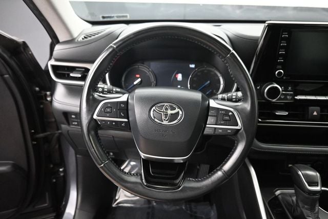 2020 Toyota Highlander Hybrid XLE