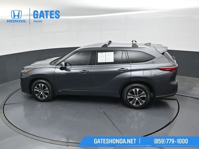 2020 Toyota Highlander Hybrid XLE
