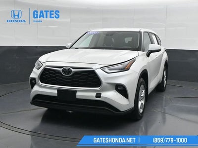 2024 Toyota Highlander LE