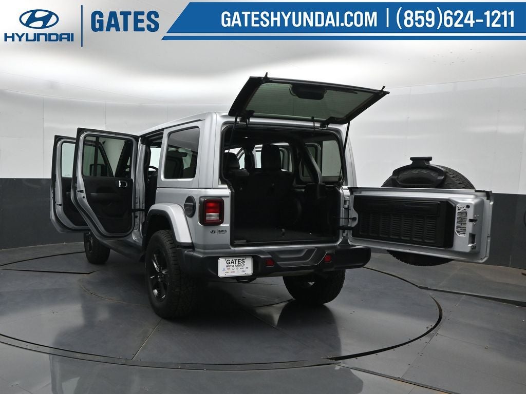 2022 Jeep Wrangler Unlimited Sahara Altitude