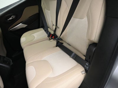 2017 Jeep Cherokee Sport