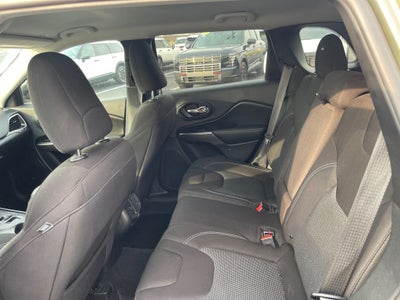 2019 Jeep Cherokee Latitude