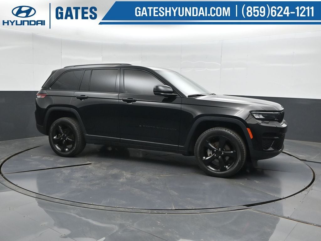 2023 Jeep Grand Cherokee Altitude