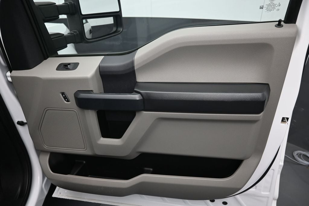 2022 Ford F-350SD XL